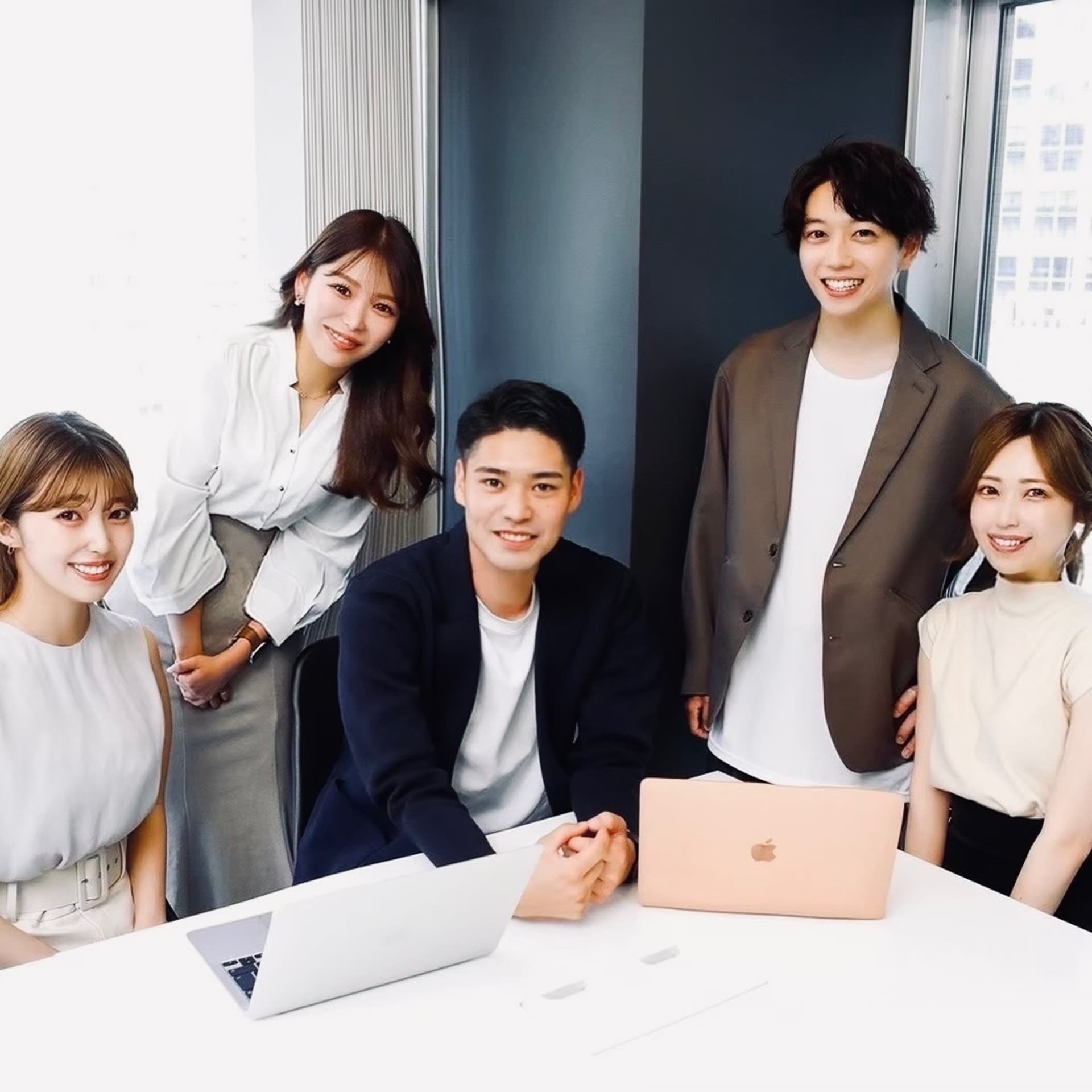 リクルート画像